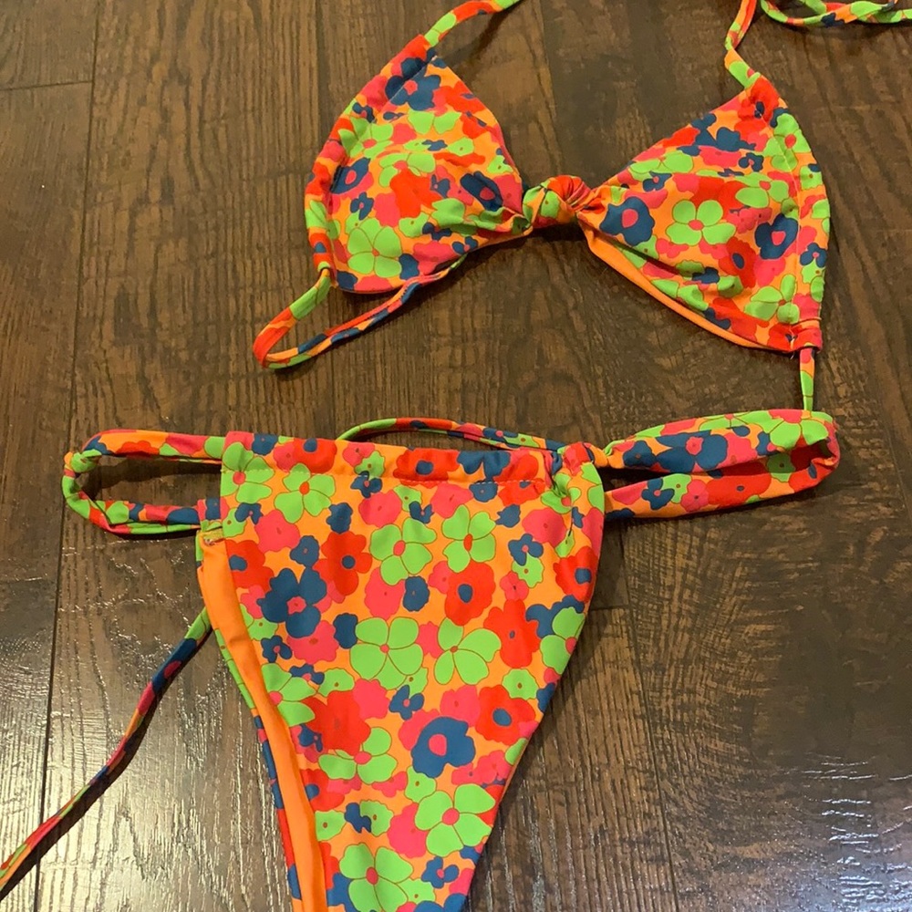 bikini